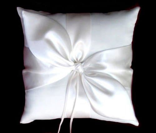 Boda nupcial Amor Nudo Satén Arco Anillo Almohada Portador Accesorios de boda Marfil Blanco Negro Marrón Rojo Rosa Borgoña Vino Hermosa Cinta - SACASUSA