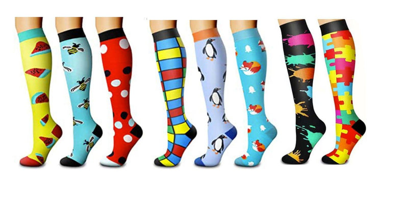 Paquete de 8 unidades de calcetines de compresión premium SM para mujeres sobre la pantorrilla, enfermeras, médicos, trabajadores, amor, rayas arcoá­ris, corazones, regalos de cumpleaños de San Valentá­n - SACASUSA
